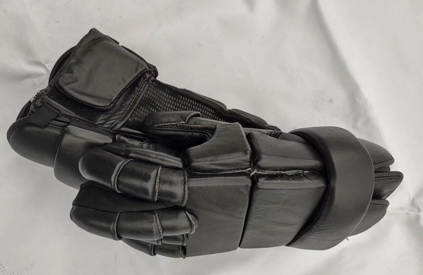 Black Dragon HEMA Gloves - Sword Gear
